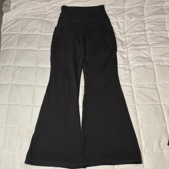 Black Yoga Flare Pants with Pockets and Wide Waistband - Picture 1 of 10